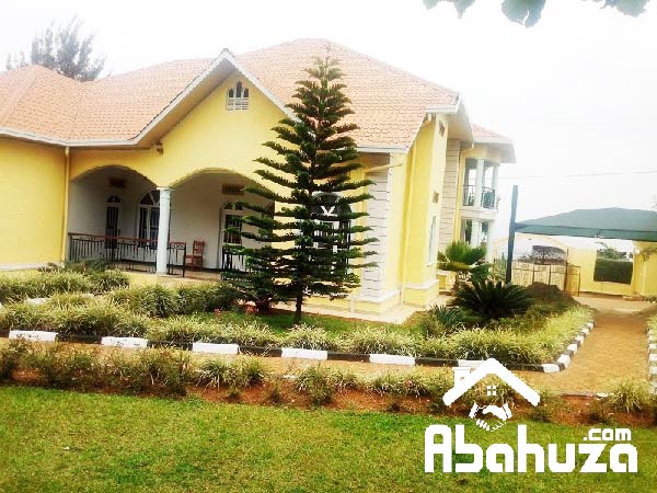 A 6 BEDROOM HOUSE FOR RENT AT REBERO